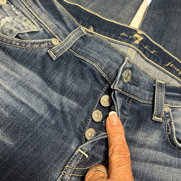 7 For All Mankind JOSEPHINA Boyfriend Stretch Distressed Jeans Size 26 - Picture 9 of 14